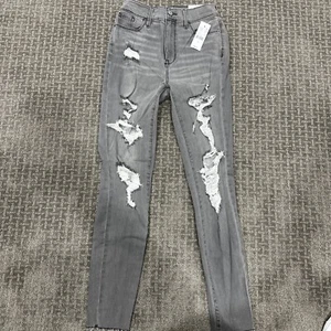 Jeans da donna PacSun nuovi con etichette 24 grigi jegging denim rialzati caviglia orlo sfilacciato - Foto 1 di 5