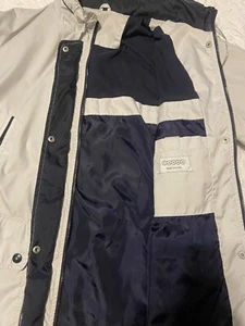 C&A Canada ladies rain coat w/Hoodie VGC - Picture 1 of 5