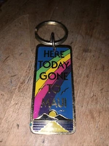 Vintage 1987 Hawaii Maui Keychain Souvenir Keyring Metal Enamel Double Side - Picture 1 of 6