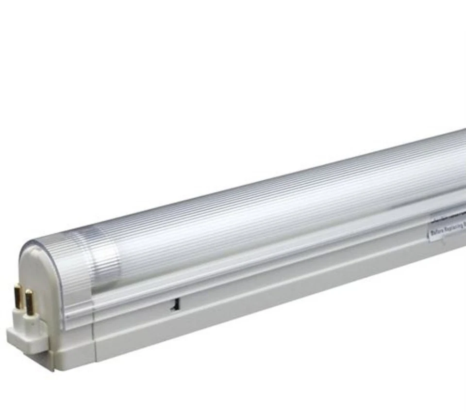 ES46/BC28w 46 3/4in. T5 4100k Fixture - Image 1 of 1