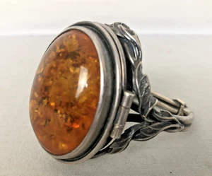 Bracciale piccolo vintage in argento sterling e ambra baltica naturale con scomparto - Foto 1 di 20