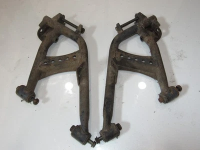 Juego de brazo de control inferior trasero Yamaha Grizzly Outdoorsman 450 2007 1D9-F217N-00-00 Foto 1 de 4