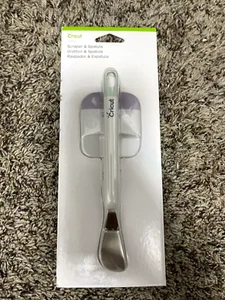 Cricut Scraper and Spatula 2006697 NEW - Picture 1 of 5