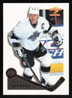 1995-96 Summit #24 Wayne Gretzky Card  - Image 1 of 2