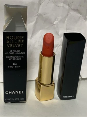 CHANEL ROUGE ALLURE Terciopelo LUMINOSO COLOR DE LABIOS MATE #64 Primera luz. RARO NUEVO EN CAJA! Foto 1 de 4