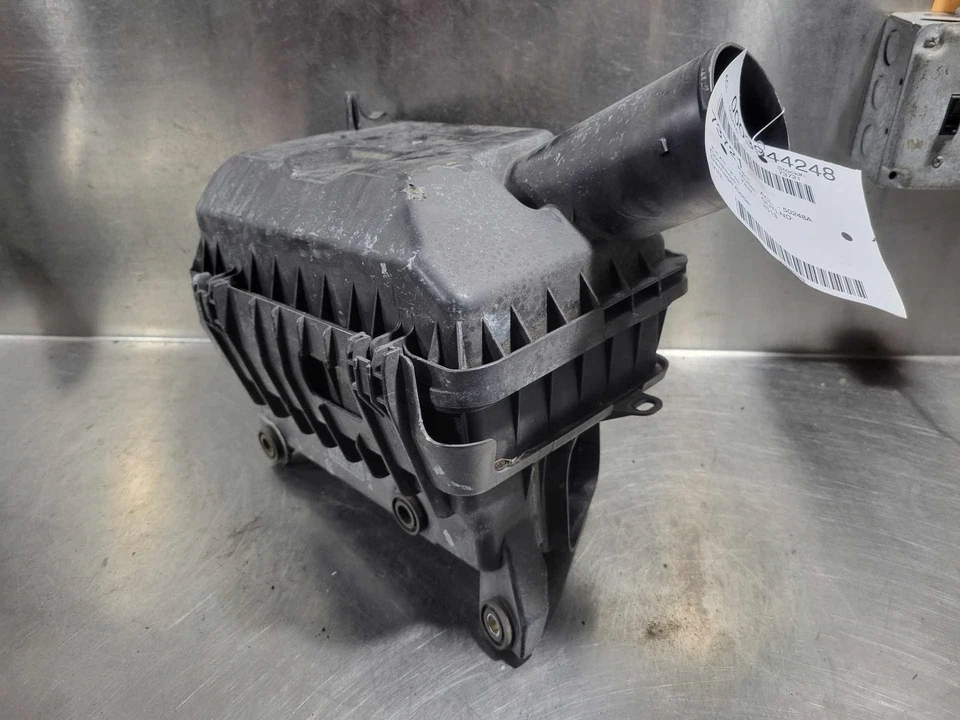 08 09 10 11 12 13 MITSUBISHI OUTLANDER Purificador de aire Foto 1 de 1