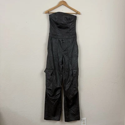 Mono Zara imitación cuero sin tirantes talla pequeña Foto 1 de 4