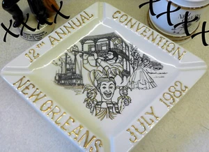 NEW ORLEANS CONVENTION JULY 1982 ASHTRAY JIM BEAM REGAL CHINA GIFT - Picture 1 of 2