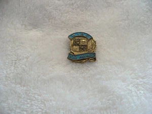 LM- VINTAGE WIBC 200 (LIGHT BLUE)  AWARD PIN BACK PIN   (#16732)  - Picture 1 of 8