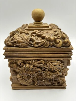 树脂盖盒重雕刻橡木叶全衬里MCM — 第 1/4 张图片