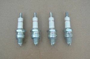 Triumph Spitfire MK1 MK2 Champion Spark Plugs L87YC - Picture 1 of 2