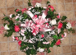 Almohada conmemorativa de seda cementerio manta tumba funeral flores de simpatía a nivel nacional - Imagen 1 de 3