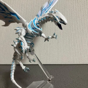 Modellino giocattolo Revoltech Blue Eyes Azure Dragon Figure anime in PVC da collezione - Foto 1 di 8