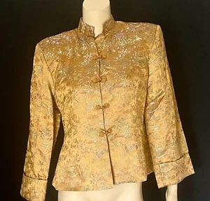 Chaqueta asiática brocada de seda albaricoque dorado de la década de 1940, peplum, mangas de campana, mediana, excelente - Imagen 1 de 9