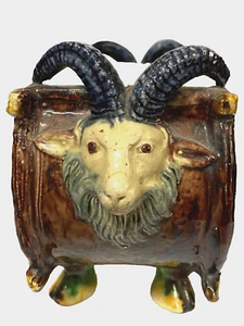 Thomas Victor Sergent French Barbotine/Majolica Vase circa:1870-1880 - Picture 1 of 6