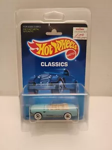Vintage 1988 Hot Wheels Classics Light Blue '65 Mustang Convertible #1542 NIP - Picture 1 of 8
