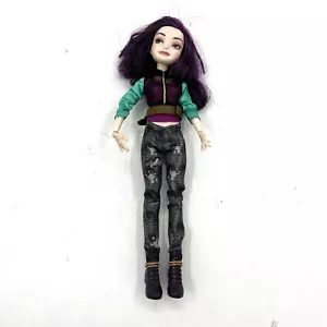 Disney Descendants Mal Isle of the Lost Doll Exclusive 11 - Picture 1 of 4