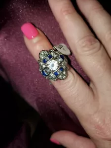 *VERKAUF* BOGO Größe 7. Neu mit Etikett Einzigartiger diamonischer Saphirring. - Bild 1 von 2