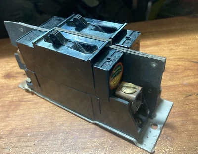 Interruptor principal M1 1940 MURRAY ARROW HART 100 AMP tipo interruptor de panel de caja de fusibles 2 piezas Foto 1 de 4