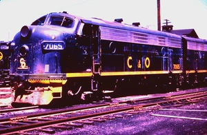 DUPLICATO SLIDE KODACHROME CHESAPEAKE & OHIO F-7 #7065 TOLEDO, OH 2 LUGLIO 1968 - Foto 1 di 1