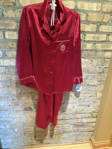 Inner Most Mujer’s Talla Pequeña Rojo Sedoso Satén Botón Delantero Manga Larga PJ’s Nuevo - Imagen 1 de 7