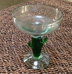 Vetro margarita cactus verde soffiato a mano messicano grande alto 6 1/2" - Foto 1 di 5