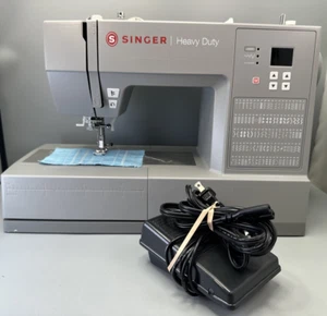 Singer 6600C Heavy Duty Computerized Sewing Machine - Picture 1 of 14