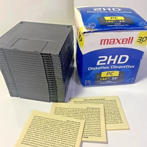 MAXELL Floppy Diskettes 3.5" 1.44MB MF 2HD PC Formatted 27 Pack - Afbeelding 1 van 4
