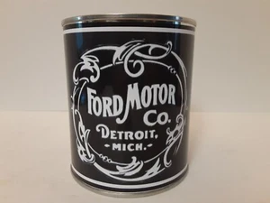 FORD Motor Co. Vintage Oil Can 1 qt. New Design !! ( Re-pop Collectible ) - Picture 1 of 8