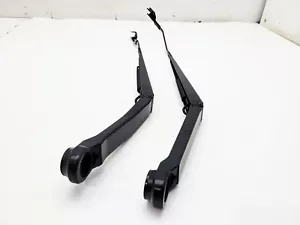 JAGUAR E-PACE X540 PAIR OF FRONT WINDSCREEN WIPER ARMS 2019 - Picture 1 of 15