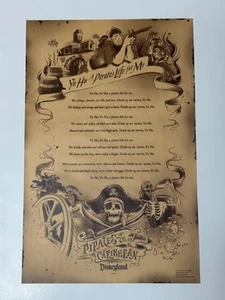 VINTAGE DISNEYLAND PIRATEN DER KARIBIKFAHRT SONGTEXT ROLLDRUCK ~ SELTEN - Bild 1 von 3