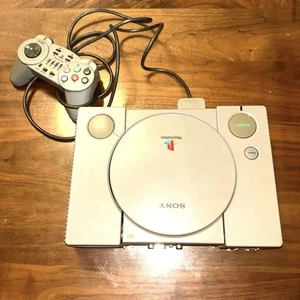 [Showa Retro] PlayStation SCPH-3000 - Picture 1 of 6