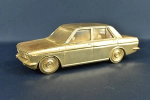 Estuche de cigarrillos de metal y caja de música vintage Nissan Bluebird artículos de novedad Japón - Imagen 1 de 19