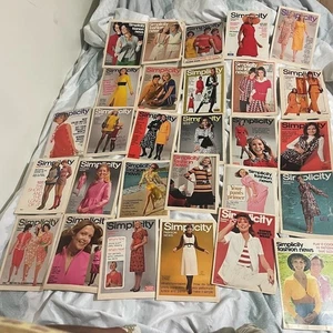 VINTAGE 60er/Anfang 70er Jahre SIMPLICITY MODE NEWS Musterhefte Posten 27 plus ma - Bild 1 von 8