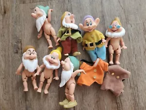 Schneewittchen und die sieben Zwerge Disney Puppen * Wie fehlende Kleidung - Bild 1 von 8