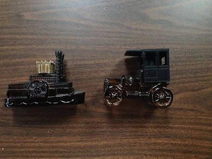 Pair of Avon After Shave Bottles 1906 Reo Depot Wagon and Natchez Steam Boat - Picture 1 of 3