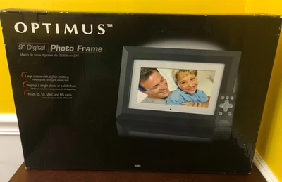 New Vintage Optimus 9" Digital Photo Frame 16-665 With Remote Radio Shack - Image 1 of 4