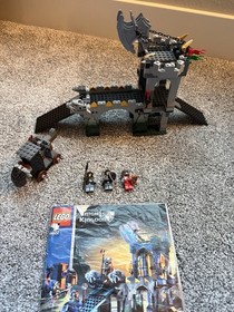 LEGO Knights' Kingdom II: Gargoyle Bridge (8822) Mostly Complete w/ Minifigs
