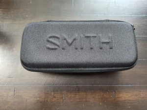 Smith Optics Sonnenbrille Reiseetui schwarz, für zwei Paar, Reißverschluss -- top - Bild 1 von 4