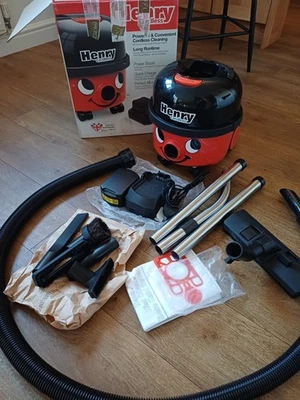 Aspirapolvere senza fili Henry HVB160 1 cilindro batteria - SPEDIZIONE GRATUITA - Immagine 1 di 4