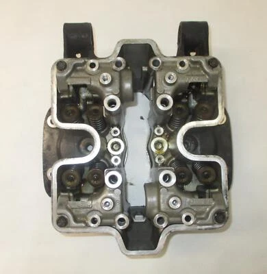 VÁLVULA CULATA TRASERA HONDA MAGNA VF700 85  Foto 1 de 4