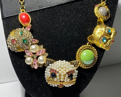 BETSEY JOHNSON BOLD GOLD & MULTI COLOR LUCITE PEARL CRYSTAL 3 CAT CHOKERNECKLACE - Image 1 of 4