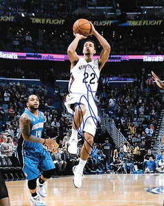 GFA New Orleans Pelicans * DIONTE NAVIDAD * Foto Firmada 8x10 D2 Certificado de Autenticidad - Imagen 1 de 1