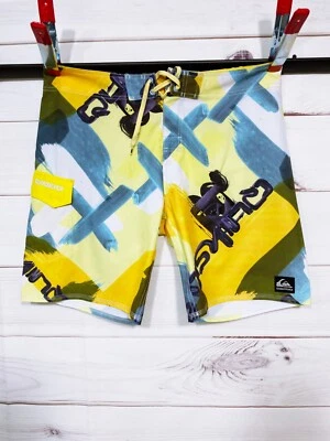 Pantalones Cortos Quiksilver Para Hombre Talla 36 Amarillo Frente Plano Bolsillo de Tiro Medio con Cordón Foto 1 de 4