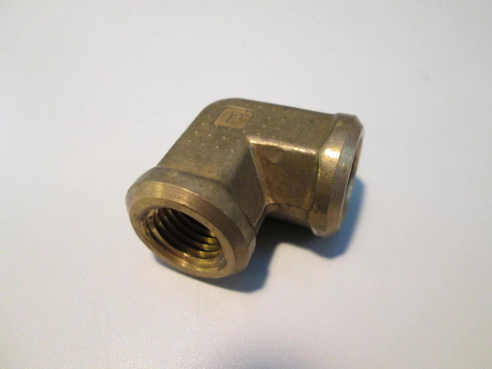 1200P-4-4 CODO PARKER UNION 90 GRADOS 1/4" NPT LOTE DE 2 Foto 1 de 1