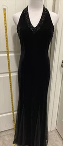 Sexy NWT Jessica Howard Evening Dress Black Velvet with Sheer Panels SZ 4 - Picture 1 of 12