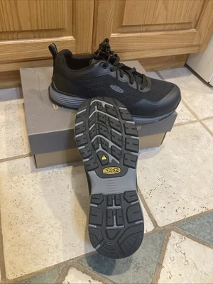 Tenis de trabajo industriales Keen Utility para hombre 9,5 US Sparta 2 puntera de aleación baja negras Foto 1 de 4