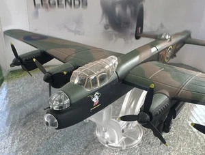 Corgi Avro Lancaster RAF 106 Squadron, "Admiral Prune", Guy Gibson AA30203 1:144 - Bild 1 von 12