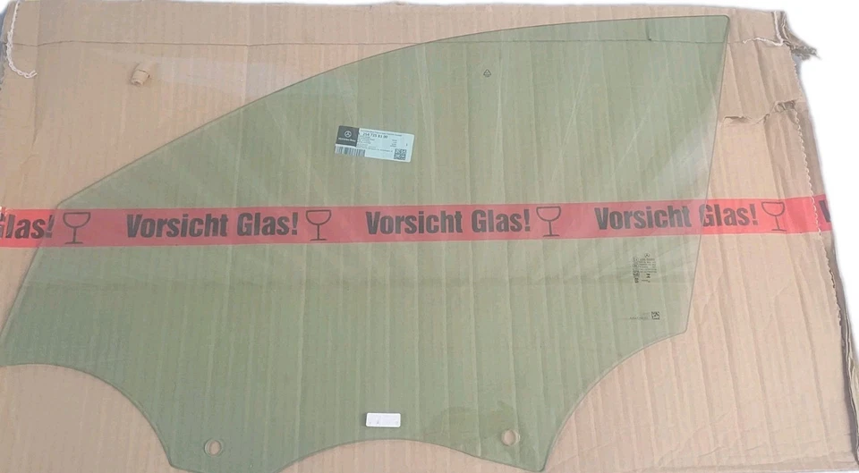 Mercedes-Benz GLC300 2016-2025 pieza de ventana lateral del conductor # A 254 725 83 00 Foto 1 de 3