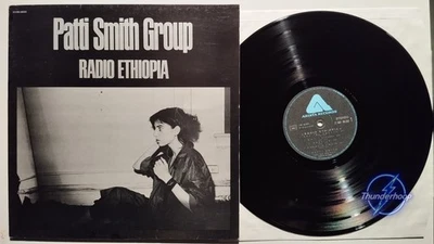 Patti Smith Group – Radio Ethiopia 33 tours - Photo 1/2